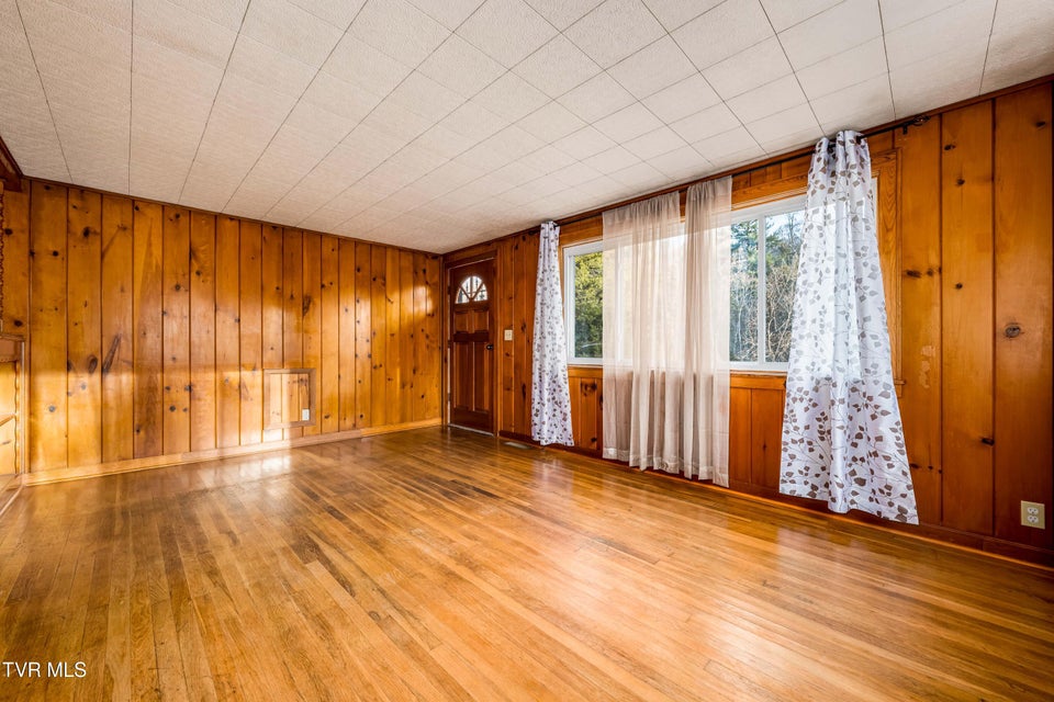 Photo #25: 722 Beidleman Creek Road