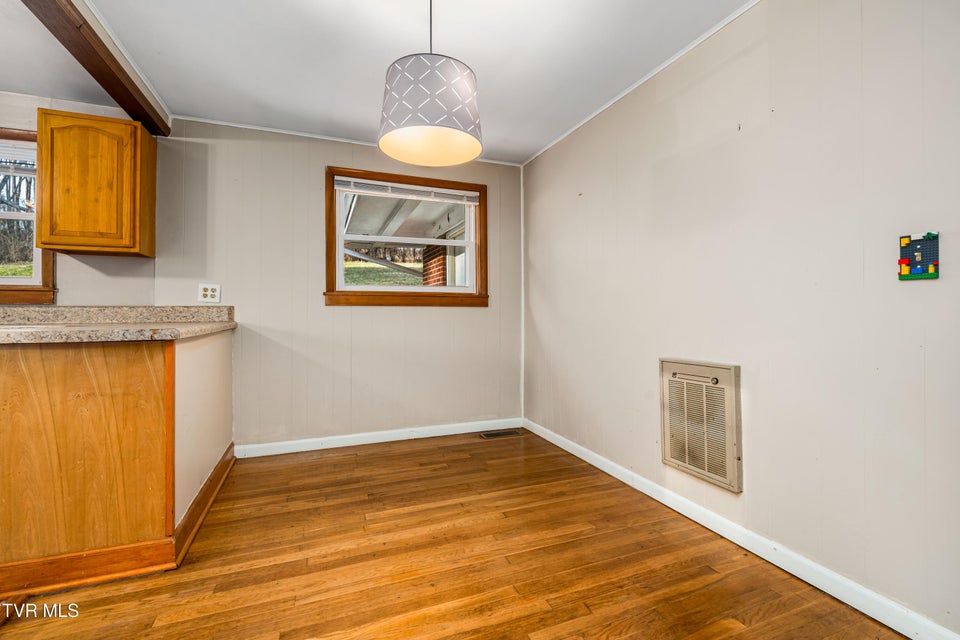 Photo #27: 722 Beidleman Creek Road