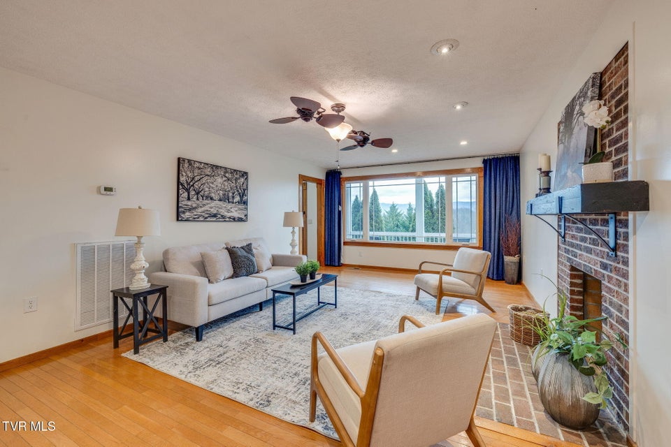 Photo #9: 355 Huckleberry Road