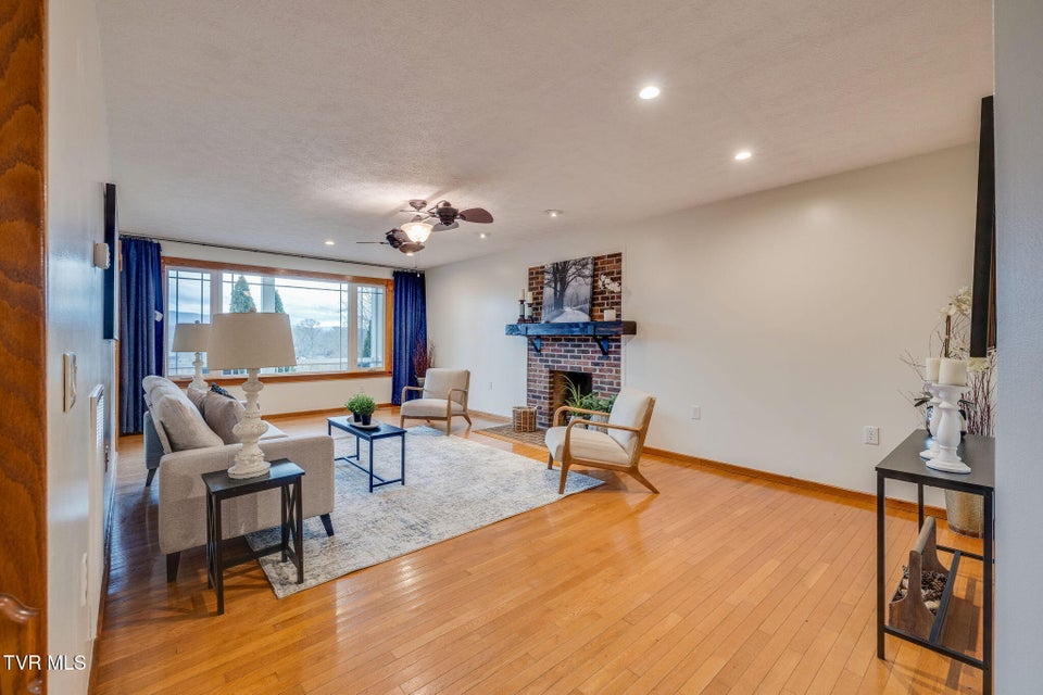 Photo #10: 355 Huckleberry Road