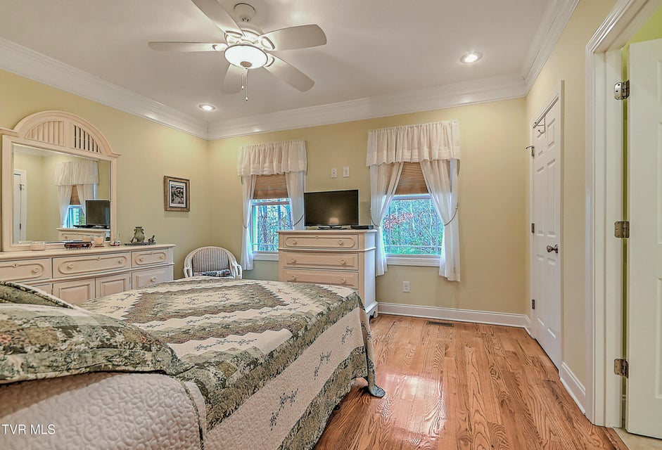 Photo #20: 128 Willshire Drive