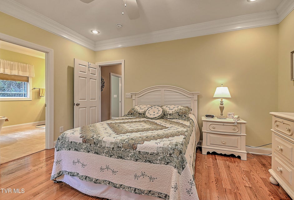 Photo #19: 128 Willshire Drive