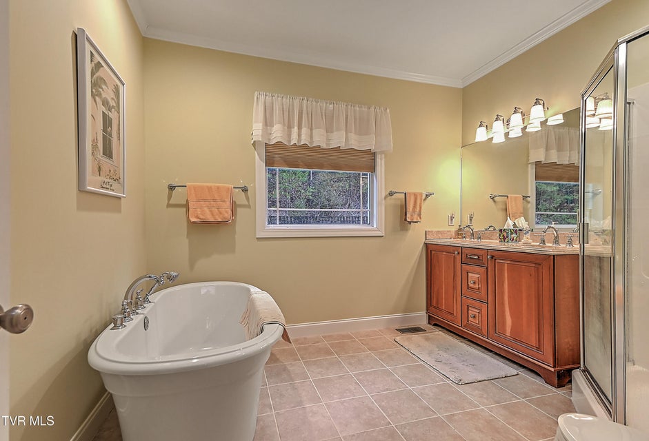 Photo #21: 128 Willshire Drive