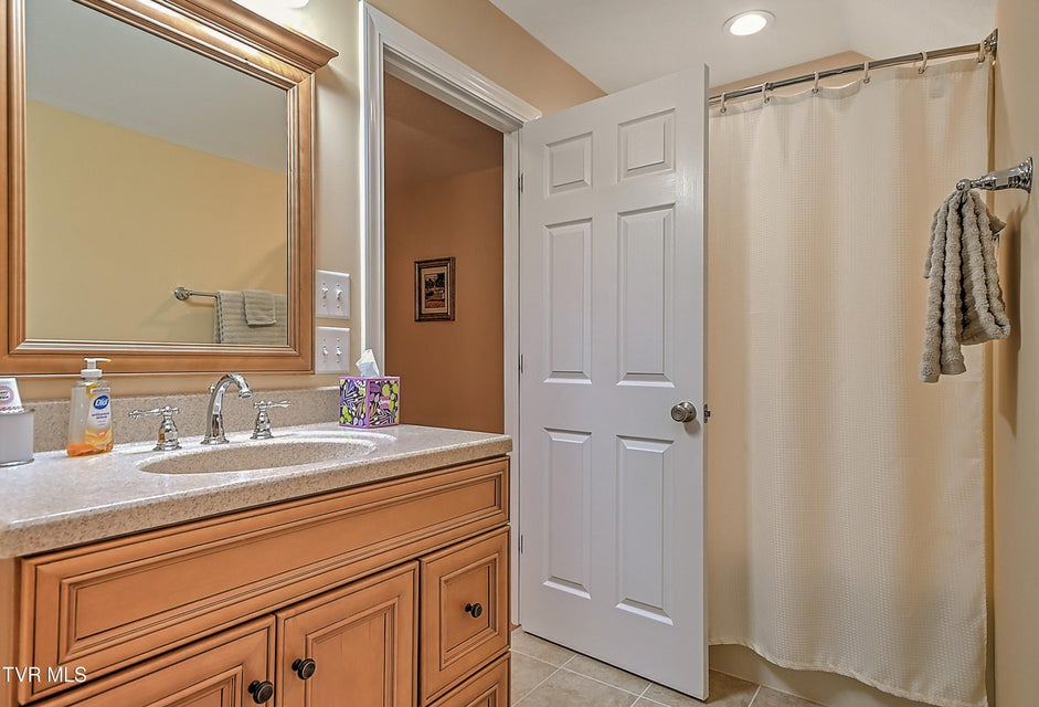 Photo #27: 128 Willshire Drive