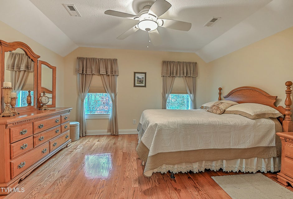 Photo #28: 128 Willshire Drive