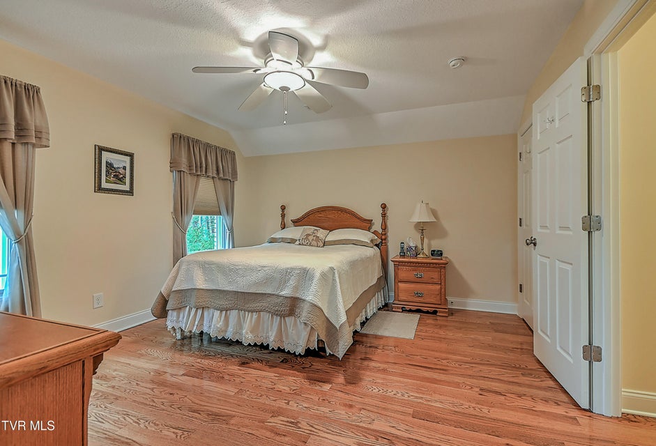 Photo #29: 128 Willshire Drive