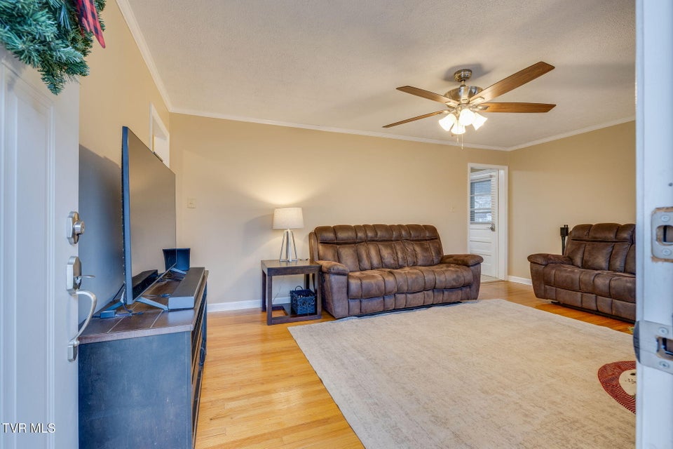 Photo #5: 1504 Squibb Drive