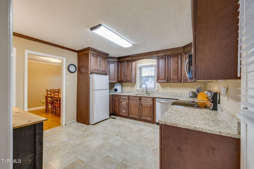 Photo #9: 1504 Squibb Drive