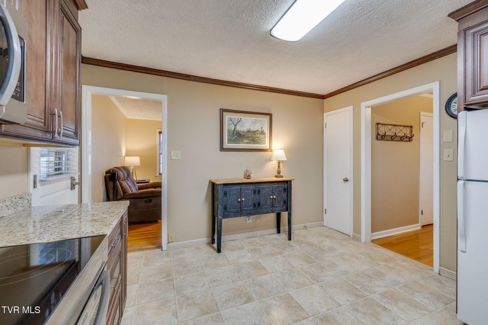 Photo #11: 1504 Squibb Drive