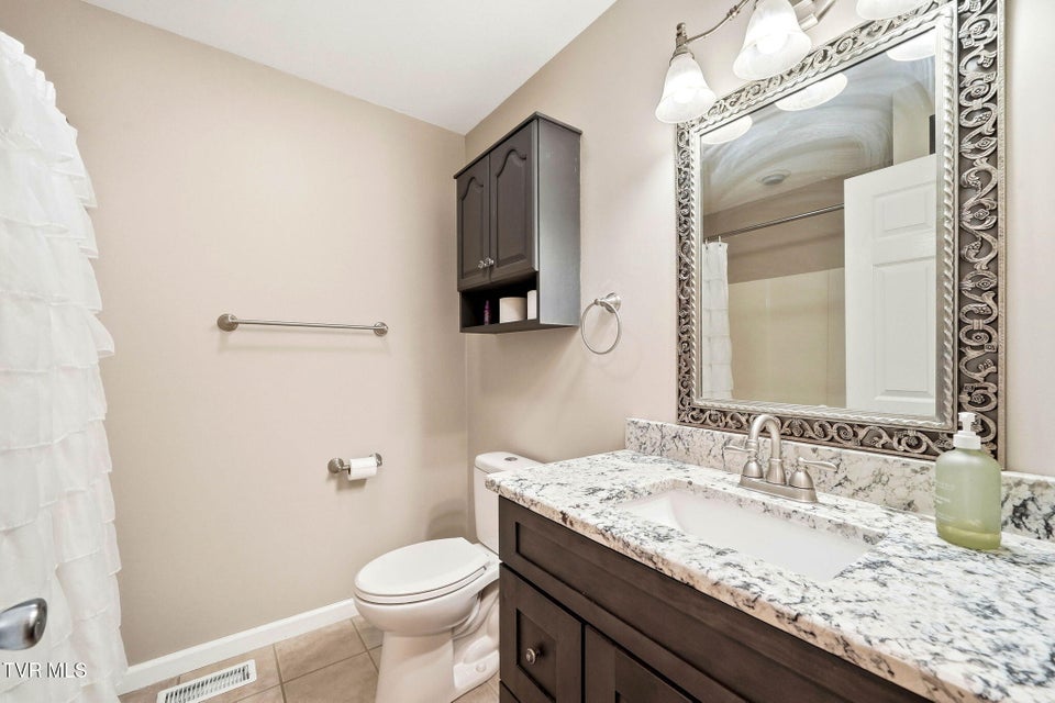 Photo #16: 191 Royal Oaks Drive