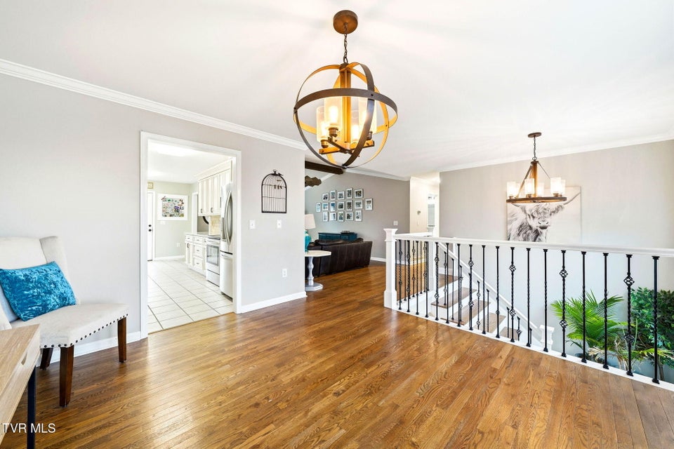 Photo #4: 191 Royal Oaks Drive