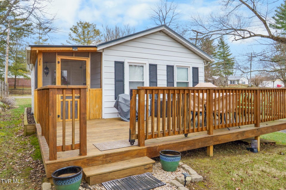 Photo #11: 255 Stone Mill Road