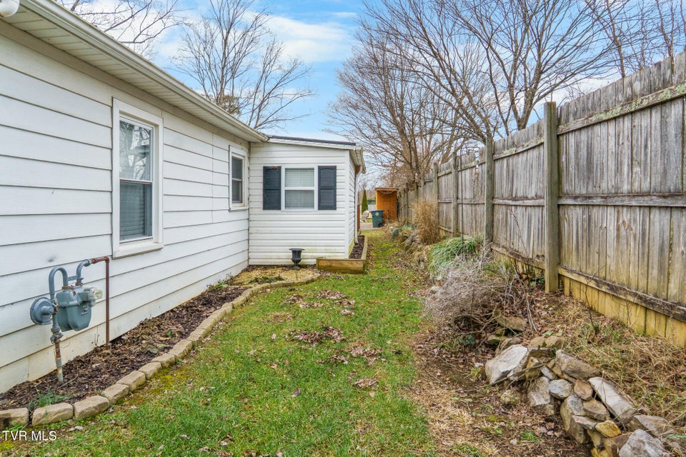 Photo #5: 255 Stone Mill Road