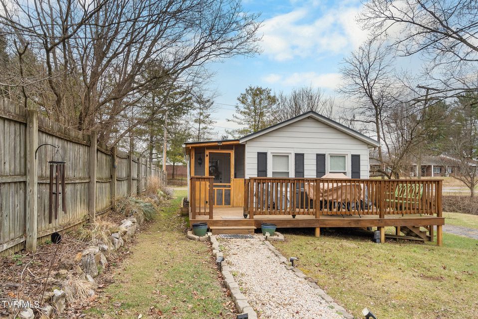 Photo #9: 255 Stone Mill Road