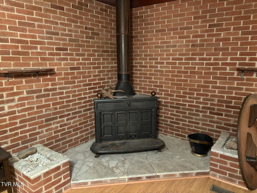 Photo #3: 358 Wagon Trail