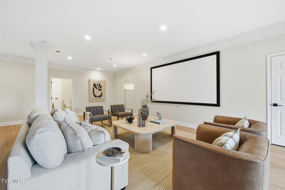 Photo #23: 112 Black Thorn Drive