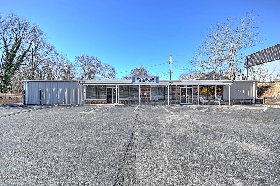 Photo #3: 3504 Fort Henry Drive
