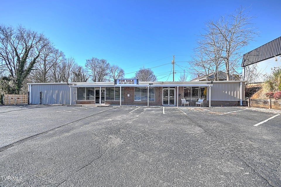 Photo #4: 3504 Fort Henry Drive