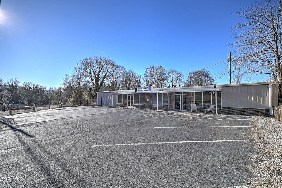 Photo #5: 3504 Fort Henry Drive