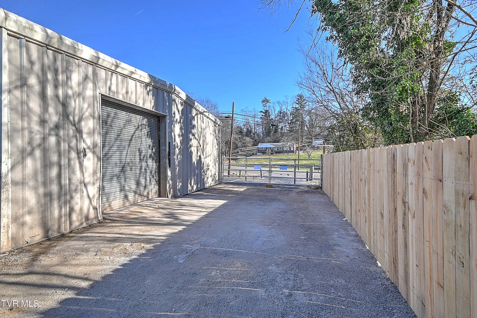Photo #41: 3504 Fort Henry Drive