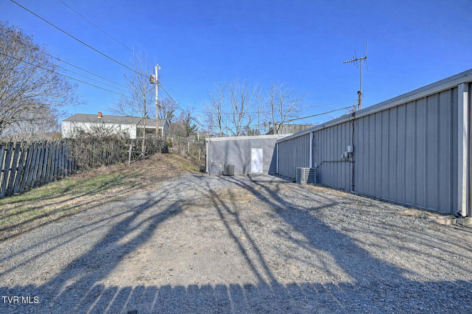 Photo #40: 3504 Fort Henry Drive