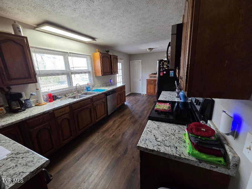 Photo #8: 1162 Ridgecrest Avenue