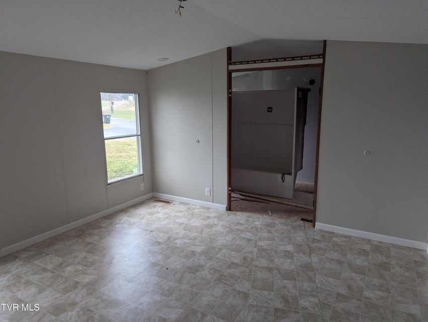 Photo #10: 170 John Matthews Road