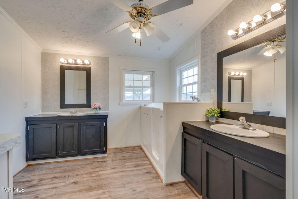 Photo #17: 1160 Red Gate Road