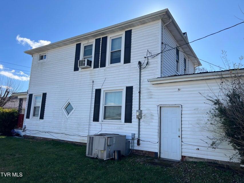 Photo #4: 629 Branch Street