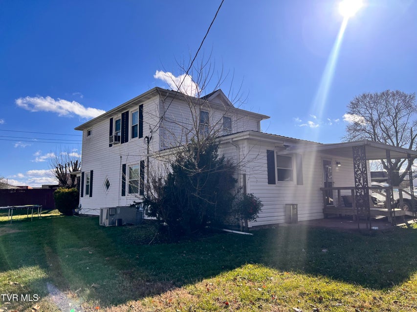 Photo #8: 629 Branch Street