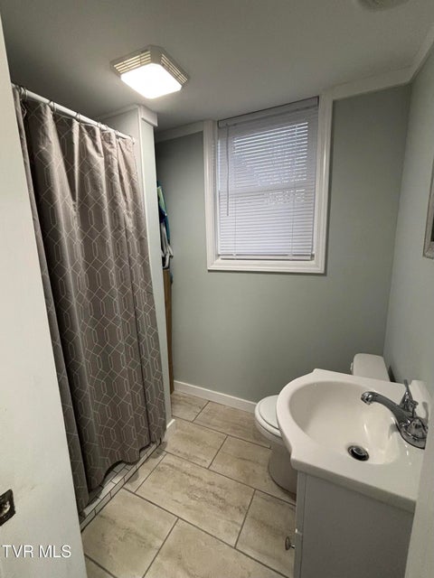 Photo #32: 119 Dakota Road