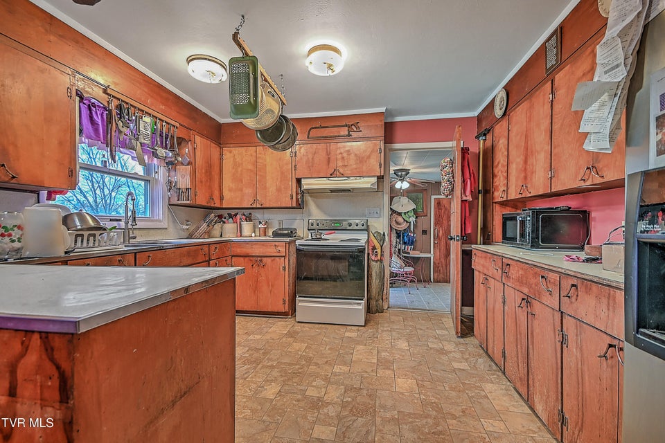 Photo #38: 241 & 235 Shipley Ferry Road