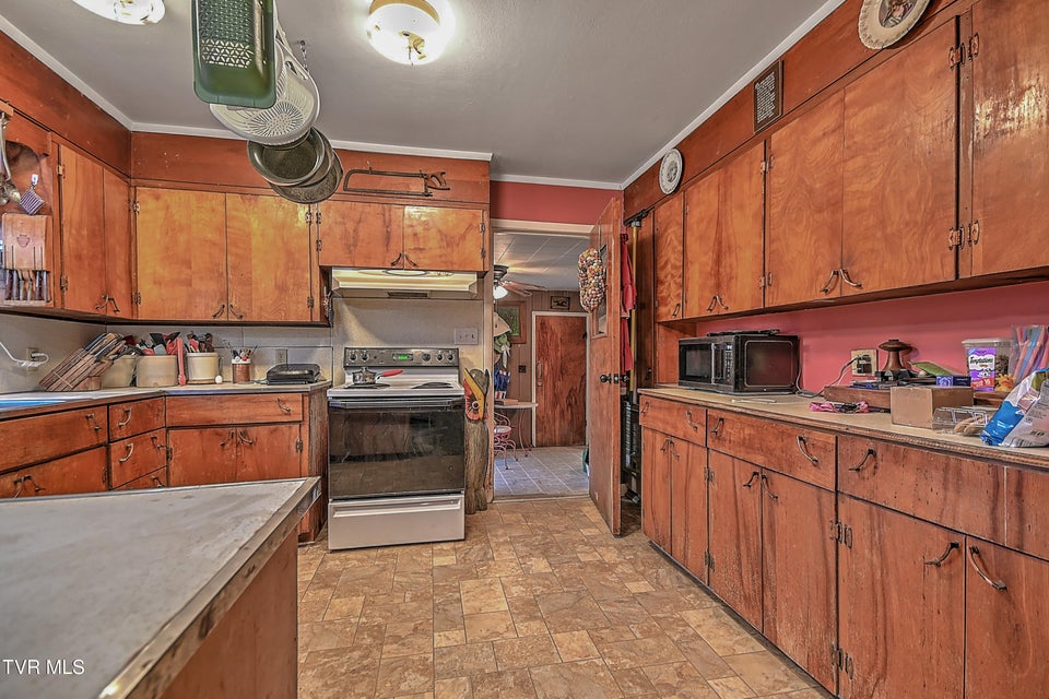 Photo #37: 241 & 235 Shipley Ferry Road