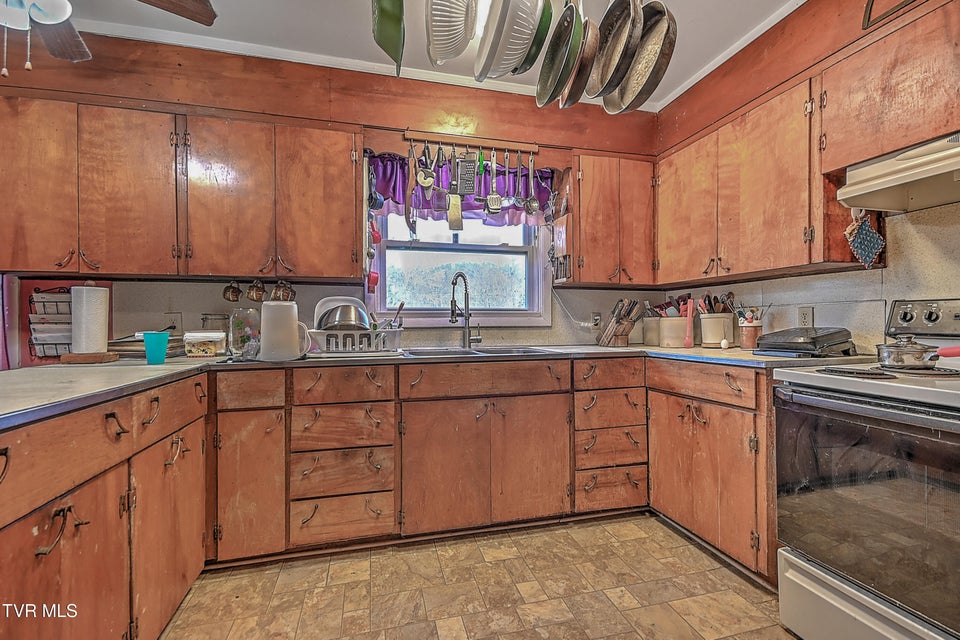 Photo #36: 241 & 235 Shipley Ferry Road