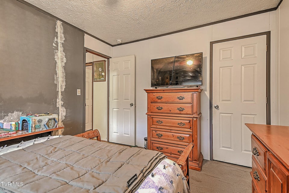 Photo #9: 241 & 235 Shipley Ferry Road