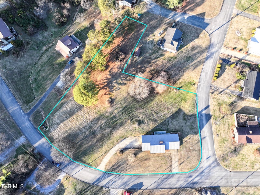 Photo #3: 210 Sioux Trail