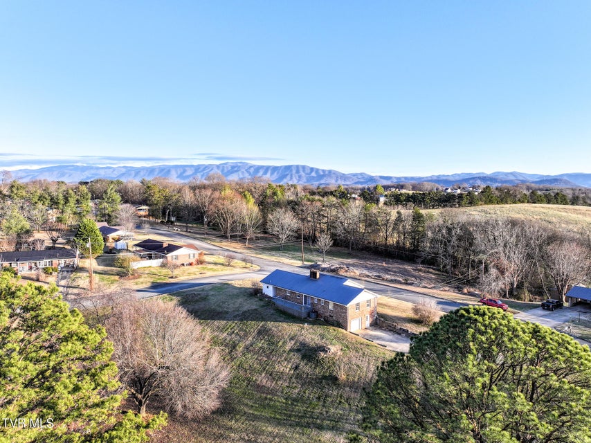 Photo #5: 210 Sioux Trail