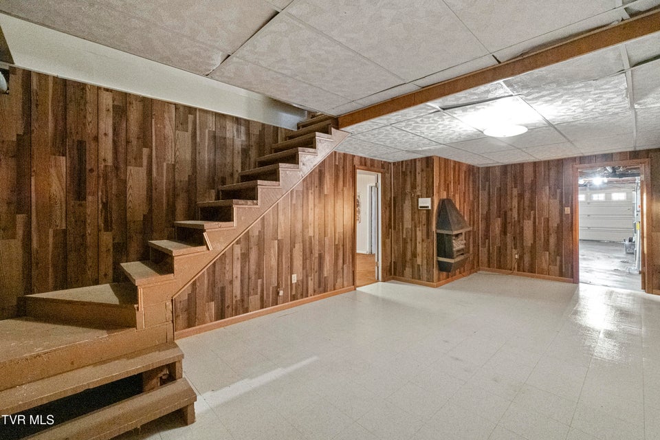 Photo #30: 210 Sioux Trail