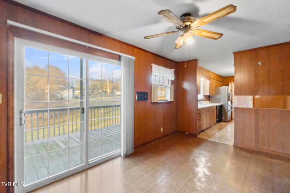 Photo #20: 210 Sioux Trail