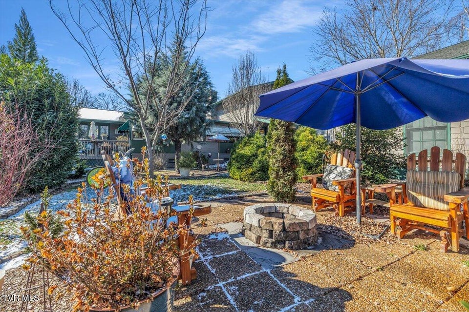 Photo #46: 112 Spruce Street