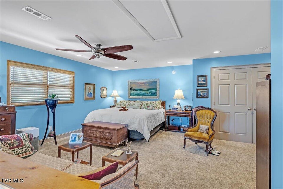 Photo #25: 112 Spruce Street