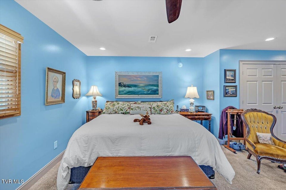 Photo #26: 112 Spruce Street