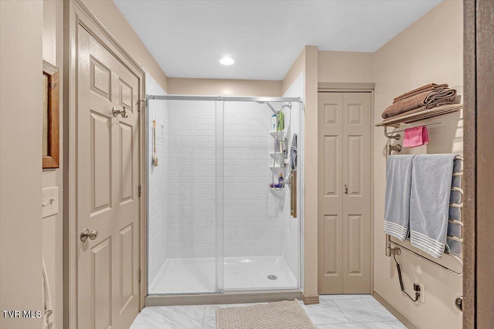 Photo #33: 112 Spruce Street