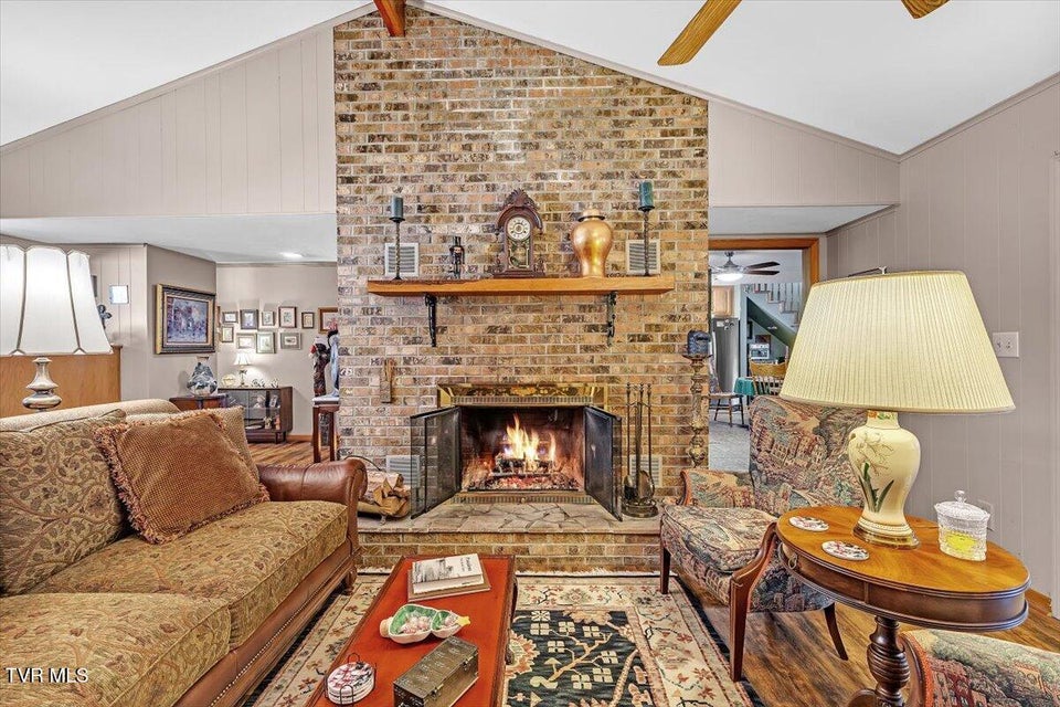 Photo #7: 112 Spruce Street