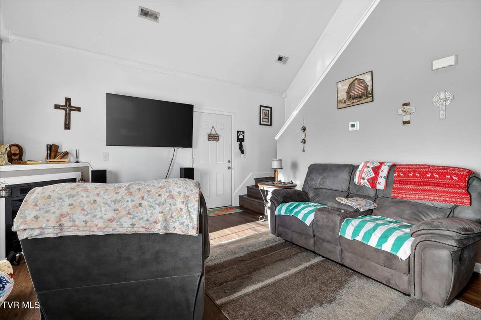 Photo #5: 453 Rauhof Road