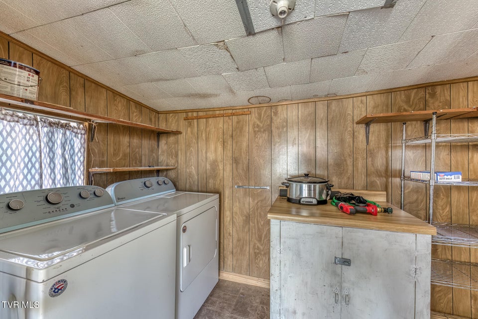 Photo #15: 2222 Windsor Avenue