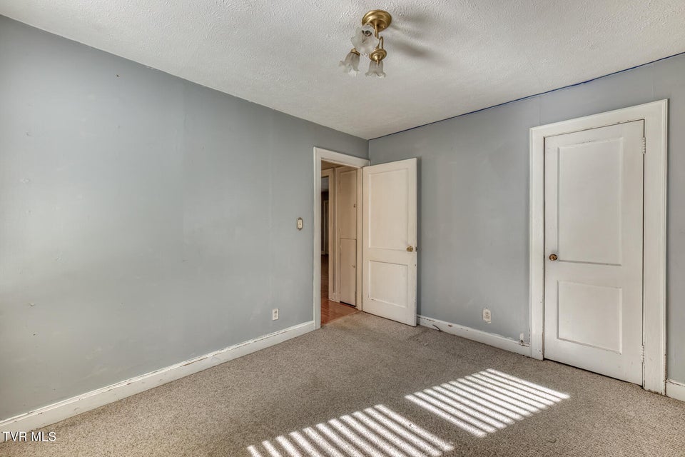 Photo #13: 2222 Windsor Avenue