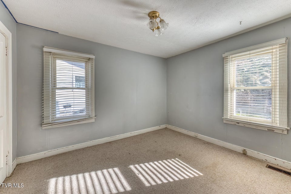 Photo #12: 2222 Windsor Avenue