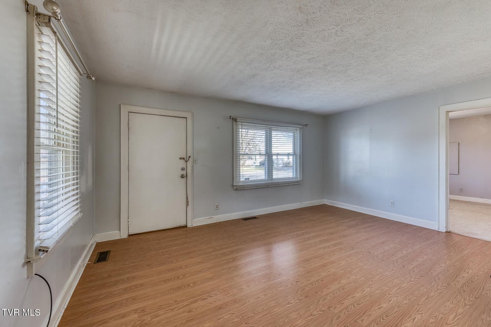 Photo #6: 2222 Windsor Avenue