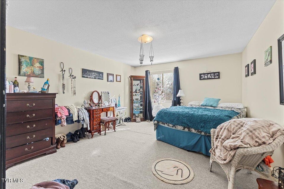 Photo #18: 1141 Timbers E 